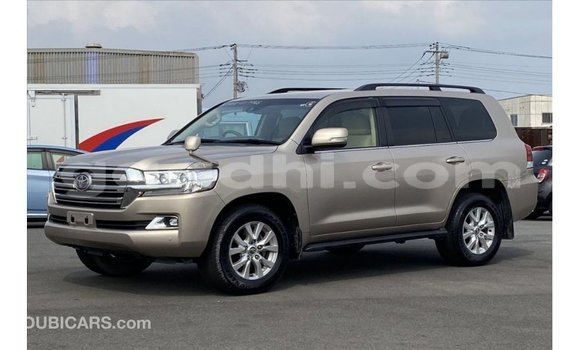 ይግዙ Imported Toyota Land Cruiser ሌላ መኪና በ Import - Dubai በ ሶማሊያ ይግዙ Imported Toyota Land Cruiser ሌላ መኪና በ Import - Dubai በ ሶማሊያ