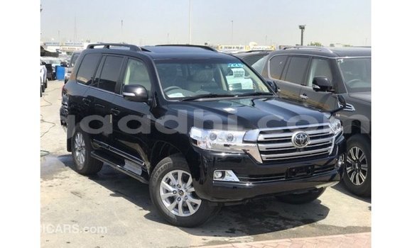 ይግዙ Imported Toyota Land Cruiser ጥቁር መኪና በ Import - Dubai በ ሶማሊያ ይግዙ Imported Toyota Land Cruiser ጥቁር መኪና በ Import - Dubai በ ሶማሊያ