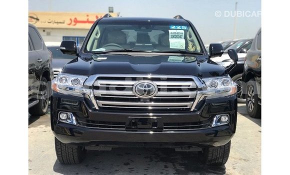 ይግዙ Imported Toyota Land Cruiser ጥቁር መኪና በ Import - Dubai በ ሶማሊያ ይግዙ Imported Toyota Land Cruiser ጥቁር መኪና በ Import - Dubai በ ሶማሊያ