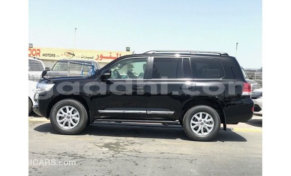 ይግዙ Imported Toyota Land Cruiser ጥቁር መኪና በ Import - Dubai በ ሶማሊያ ይግዙ Imported Toyota Land Cruiser ጥቁር መኪና በ Import - Dubai በ ሶማሊያ