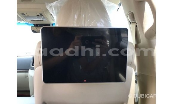 ይግዙ Imported Toyota Land Cruiser ጥቁር መኪና በ Import - Dubai በ ሶማሊያ ይግዙ Imported Toyota Land Cruiser ጥቁር መኪና በ Import - Dubai በ ሶማሊያ