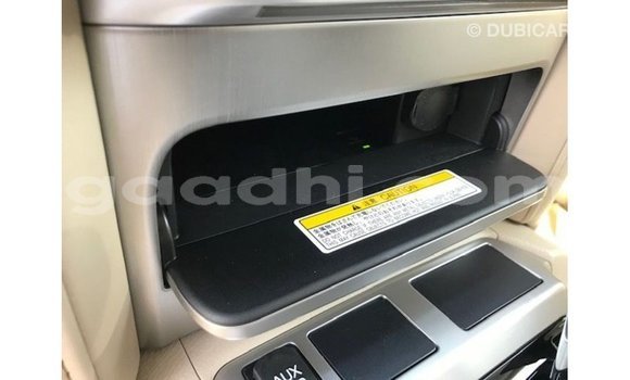 ይግዙ Imported Toyota Land Cruiser ጥቁር መኪና በ Import - Dubai በ ሶማሊያ ይግዙ Imported Toyota Land Cruiser ጥቁር መኪና በ Import - Dubai በ ሶማሊያ