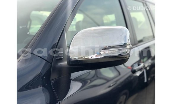 Acheter Import Voiture Toyota Prado Bleu à Import - Dubai, Somalie Acheter Import Voiture Toyota Prado Bleu à Import - Dubai, Somalie