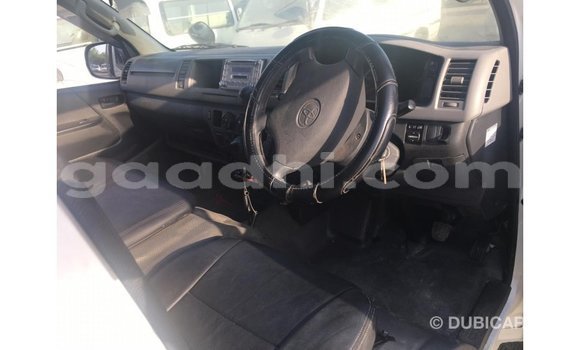 Buy Import Toyota Hiace White Car in Import - Dubai in Somalia Buy Import Toyota Hiace White Car in Import - Dubai in Somalia