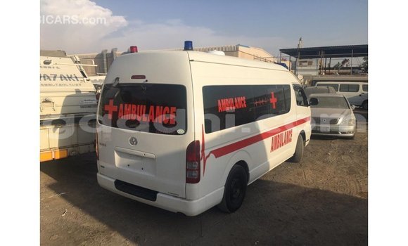 Buy Import Toyota Hiace White Car in Import - Dubai in Somalia Buy Import Toyota Hiace White Car in Import - Dubai in Somalia