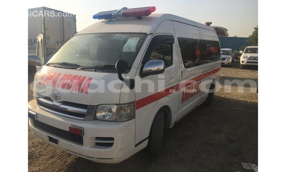 Buy Import Toyota Hiace White Car in Import - Dubai in Somalia Buy Import Toyota Hiace White Car in Import - Dubai in Somalia