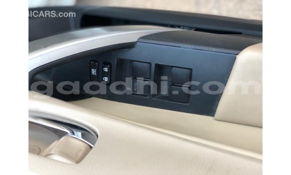 Buy Import Toyota Corolla White Car in Import - Dubai in Somalia Buy Import Toyota Corolla White Car in Import - Dubai in Somalia