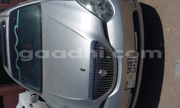 Oofamaa Toyota Verso Silver Makiinaa iti Hargeysa keessatti Somaliland keessatti Oofamaa Toyota Verso Silver Makiinaa iti Hargeysa keessatti Somaliland keessatti