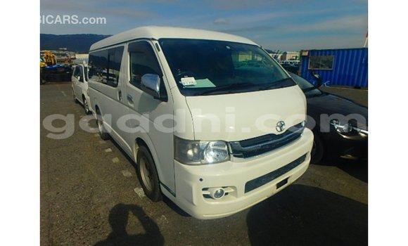 اشتري Imported Toyota Hiace أبيض سيارة في Import - Dubai في الصومال اشتري Imported Toyota Hiace أبيض سيارة في Import - Dubai في الصومال