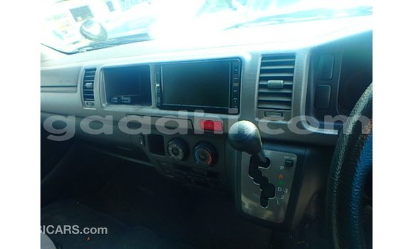 اشتري Imported Toyota Hiace أبيض سيارة في Import - Dubai في الصومال اشتري Imported Toyota Hiace أبيض سيارة في Import - Dubai في الصومال