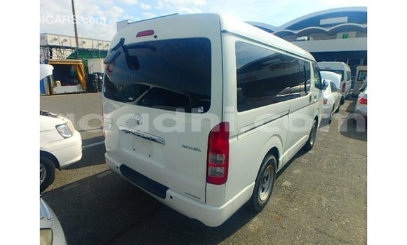 اشتري Imported Toyota Hiace أبيض سيارة في Import - Dubai في الصومال اشتري Imported Toyota Hiace أبيض سيارة في Import - Dubai في الصومال