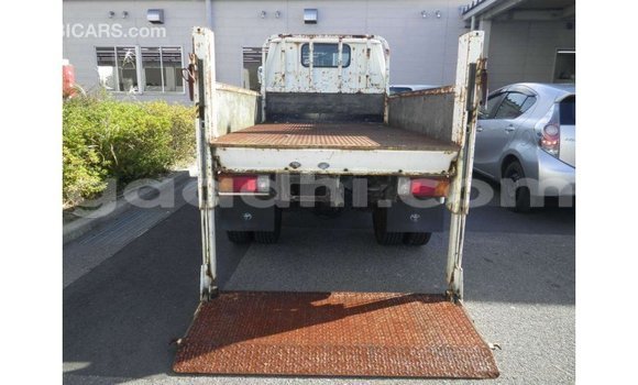 Buy Import Toyota Dyna White Truck in Import - Dubai in Somalia Buy Import Toyota Dyna White Truck in Import - Dubai in Somalia