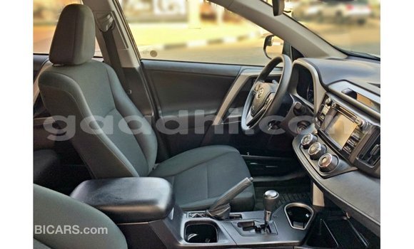 Buy Import Toyota HiAce Other Truck in Import - Dubai in Somalia Buy Import Toyota HiAce Other Truck in Import - Dubai in Somalia