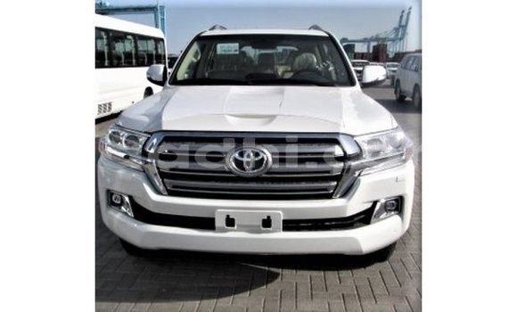 Buy Import Toyota Land Cruiser White Car in Import - Dubai in Somalia Buy Import Toyota Land Cruiser White Car in Import - Dubai in Somalia