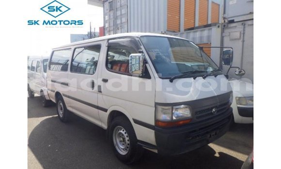 ይግዙ Imported Toyota Hiace ነጭ መኪና በ Import - Dubai በ ሶማሊያ ይግዙ Imported Toyota Hiace ነጭ መኪና በ Import - Dubai በ ሶማሊያ