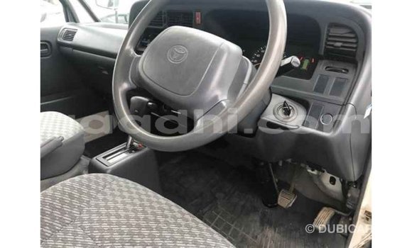 ይግዙ Imported Toyota Hiace ነጭ መኪና በ Import - Dubai በ ሶማሊያ ይግዙ Imported Toyota Hiace ነጭ መኪና በ Import - Dubai በ ሶማሊያ