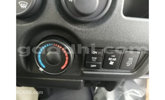 اشتري Imported Toyota DA أبيض شاحنة في Import - Dubai في الصومال اشتري Imported Toyota DA أبيض شاحنة في Import - Dubai في الصومال