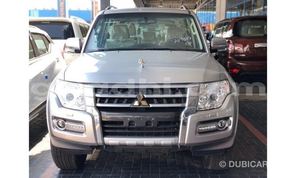 اشتري Imported Mitsubishi Pajero آخر سيارة في Import - Dubai في الصومال اشتري Imported Mitsubishi Pajero آخر سيارة في Import - Dubai في الصومال
