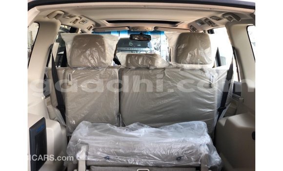 اشتري Imported Mitsubishi Pajero آخر سيارة في Import - Dubai في الصومال اشتري Imported Mitsubishi Pajero آخر سيارة في Import - Dubai في الصومال