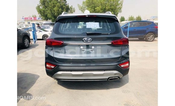 Buy Import Hyundai Santa Fe Green Car in Import - Dubai in Somalia Buy Import Hyundai Santa Fe Green Car in Import - Dubai in Somalia