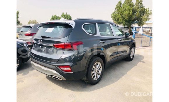 Buy Import Hyundai Santa Fe Green Car in Import - Dubai in Somalia Buy Import Hyundai Santa Fe Green Car in Import - Dubai in Somalia