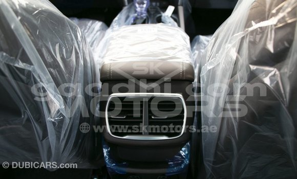 Acheter Import Voiture Hyundai Santa Fe Marron à Import - Dubai, Somalie Acheter Import Voiture Hyundai Santa Fe Marron à Import - Dubai, Somalie