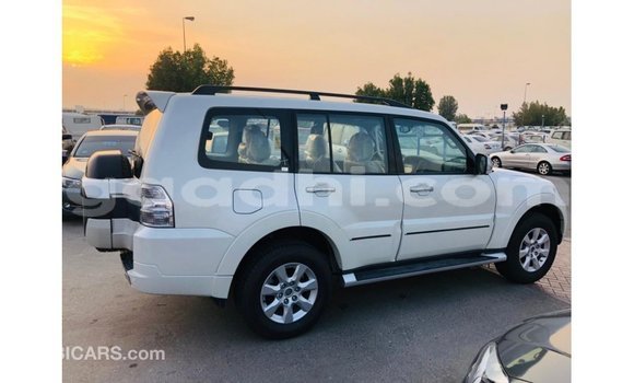 Buy Import Mitsubishi Pajero White Car in Import - Dubai in Somalia Buy Import Mitsubishi Pajero White Car in Import - Dubai in Somalia