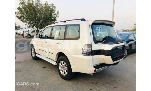 Buy Import Mitsubishi Pajero White Car in Import - Dubai in Somalia Buy Import Mitsubishi Pajero White Car in Import - Dubai in Somalia
