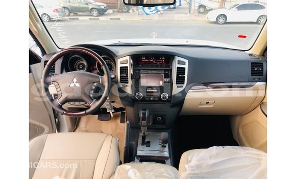 Buy Import Mitsubishi Pajero White Car in Import - Dubai in Somalia Buy Import Mitsubishi Pajero White Car in Import - Dubai in Somalia