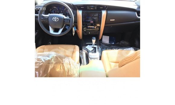 Buy Import Toyota Fortuner White Car in Import - Dubai in Somalia Buy Import Toyota Fortuner White Car in Import - Dubai in Somalia