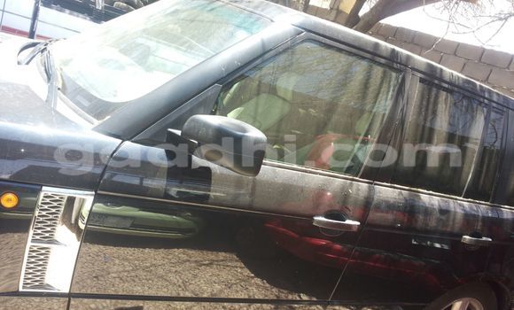 Oofamaa Land Rover Range Rover Black Makiinaa iti Hargeysa keessatti Somaliland keessatti Oofamaa Land Rover Range Rover Black Makiinaa iti Hargeysa keessatti Somaliland keessatti