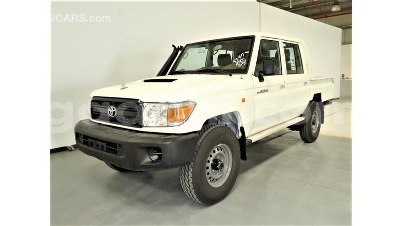 Big with watermark toyota land cruiser somalia import dubai 5081