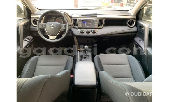 Buy Import Toyota HiAce White Truck in Import - Dubai in Somalia Buy Import Toyota HiAce White Truck in Import - Dubai in Somalia