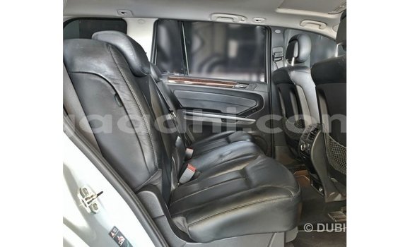 Buy Import Mercedes-Benz 190 Other Car in Import - Dubai in Somalia Buy Import Mercedes-Benz 190 Other Car in Import - Dubai in Somalia