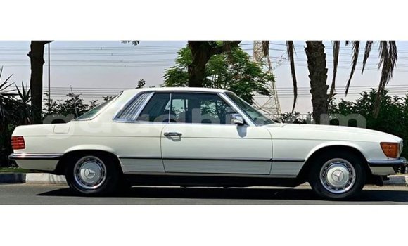 Buy Import Mercedes-Benz 190 White Car in Import - Dubai in Somalia Buy Import Mercedes-Benz 190 White Car in Import - Dubai in Somalia