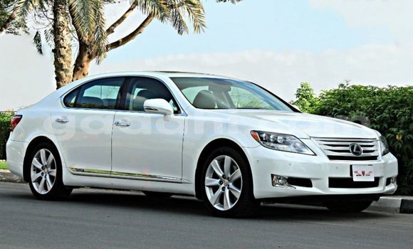 Buy Import Lexus LS White Car in Import - Dubai in Somalia