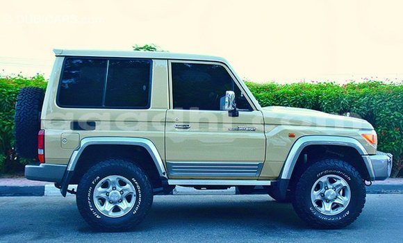 ይግዙ Imported Toyota Land Cruiser Beige መኪና በ Import - Dubai በ ሶማሊያ ይግዙ Imported Toyota Land Cruiser Beige መኪና በ Import - Dubai በ ሶማሊያ