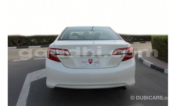 Buy Import Toyota Camry White Car in Import - Dubai in Somalia Buy Import Toyota Camry White Car in Import - Dubai in Somalia