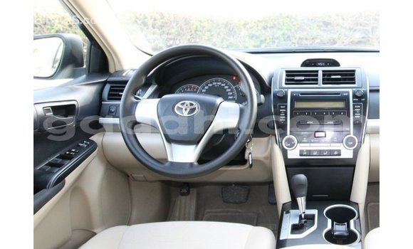 Buy Import Toyota Camry White Car in Import - Dubai in Somalia Buy Import Toyota Camry White Car in Import - Dubai in Somalia