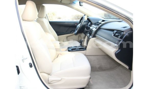Buy Import Toyota Camry White Car in Import - Dubai in Somalia Buy Import Toyota Camry White Car in Import - Dubai in Somalia