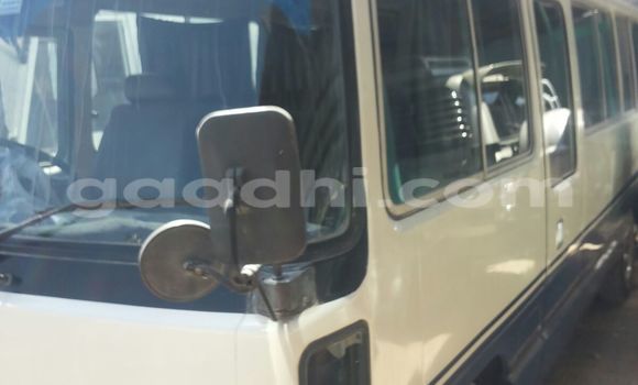 اشتري جديد Toyota 4Runner أبيض سيارة في هرجيسا في أرض الصومال اشتري جديد Toyota 4Runner أبيض سيارة في هرجيسا في أرض الصومال