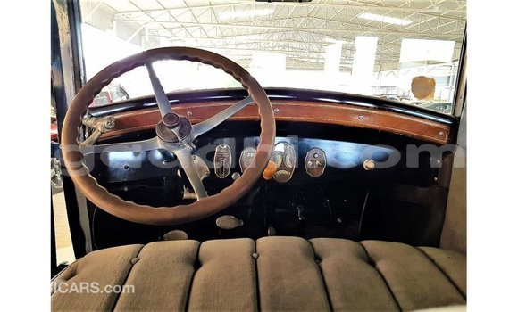 Acheter Import Voiture Buick Electra Bleu à Import - Dubai, Somalie Acheter Import Voiture Buick Electra Bleu à Import - Dubai, Somalie