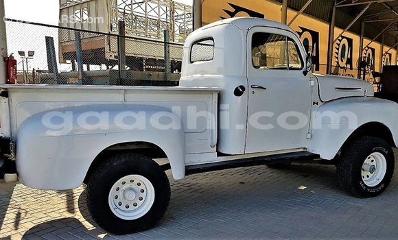 Buy Import Ford Club Wagon White Car in Import - Dubai in Somalia Buy Import Ford Club Wagon White Car in Import - Dubai in Somalia