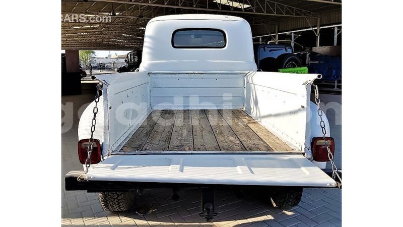 Big with watermark ford club wagon somalia import dubai 5110