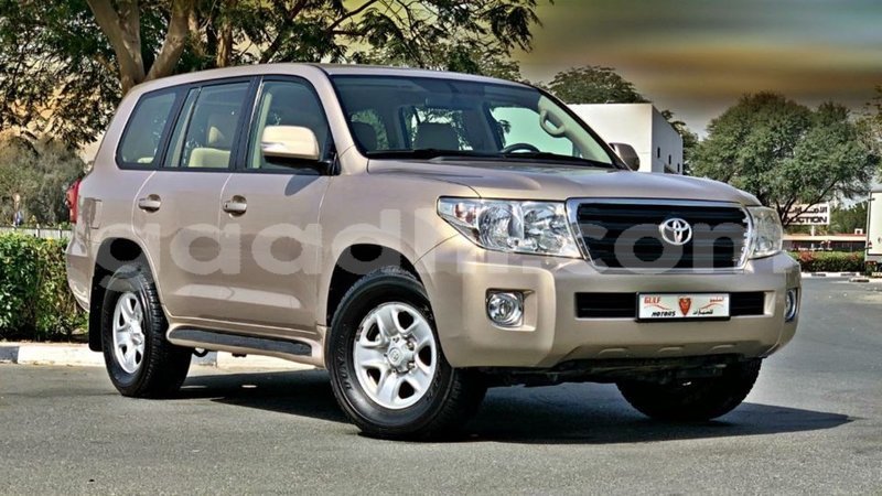 Big with watermark toyota land cruiser somalia import dubai 5115