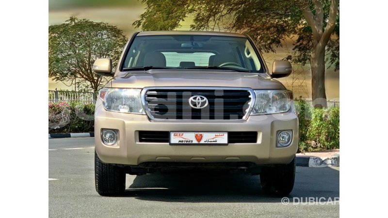 Big with watermark toyota land cruiser somalia import dubai 5115