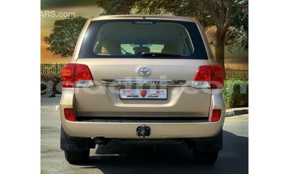 ይግዙ Imported Toyota Land Cruiser ሌላ መኪና በ Import - Dubai በ ሶማሊያ ይግዙ Imported Toyota Land Cruiser ሌላ መኪና በ Import - Dubai በ ሶማሊያ