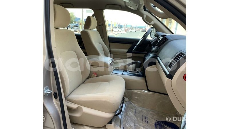 Big with watermark toyota land cruiser somalia import dubai 5115