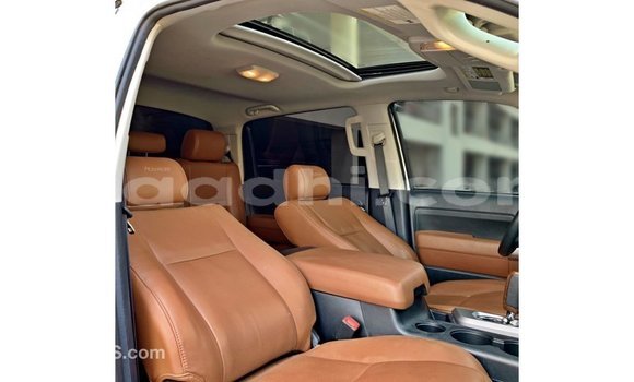Buy Import Toyota Tundra White Car in Import - Dubai in Somalia Buy Import Toyota Tundra White Car in Import - Dubai in Somalia