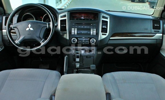 Buy Import Mitsubishi Pajero Brown Car in Import - Dubai in Somalia Buy Import Mitsubishi Pajero Brown Car in Import - Dubai in Somalia